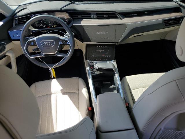  AUDI Q8 E-TRON 2024 Белый