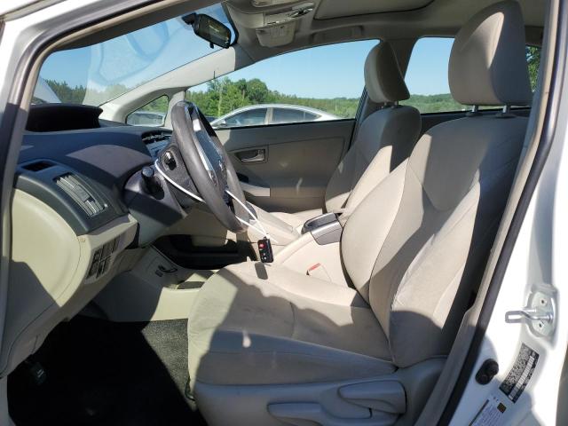  TOYOTA PRIUS 2015 Белы