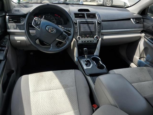Sedans TOYOTA CAMRY 2012 Biały
