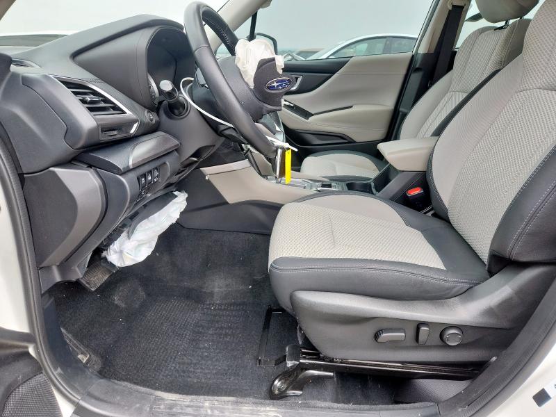  SUBARU FORESTER 2022 Biały