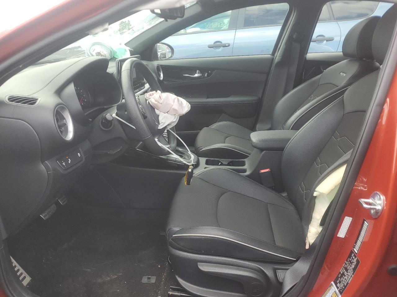 3kpf54ad9re698567 3KPF54AD9RE698567 2024 Kia Forte Gt Line