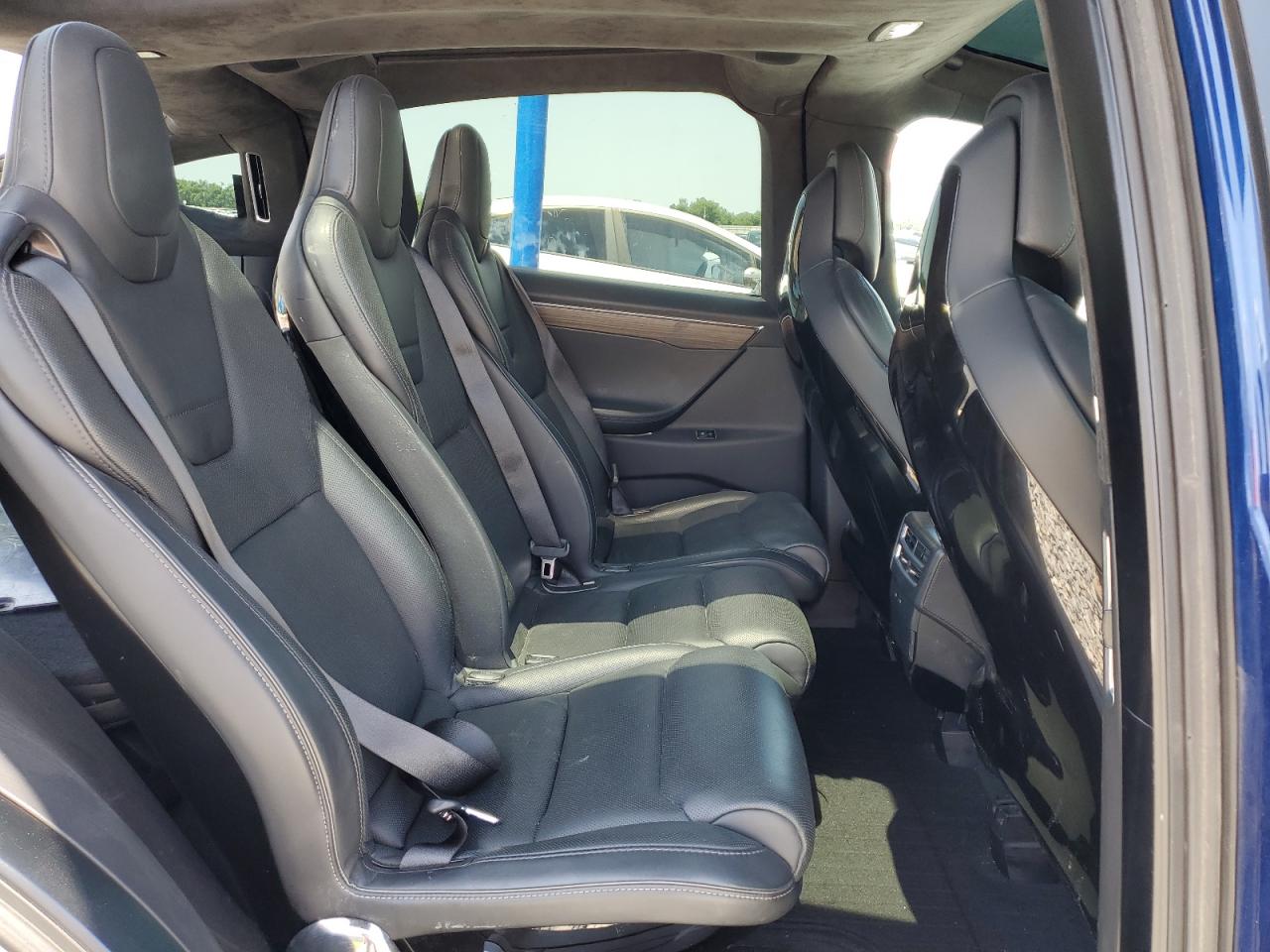 2016 Tesla Model X VIN: 5YJXCAE29GF001522 Lot: 56571115