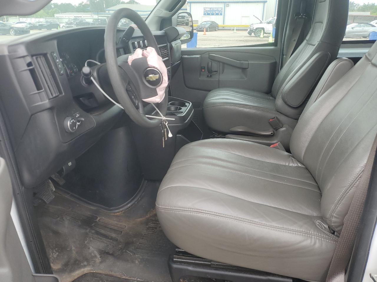 2017 Chevrolet Express G2500 VIN: 1GCWGAFF7H1256049 Lot: 57087705