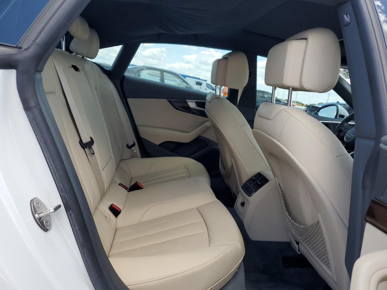2018 Audi A5 Premium Plus VIN: WAUBNCF51JA039560 Lot: 56867505