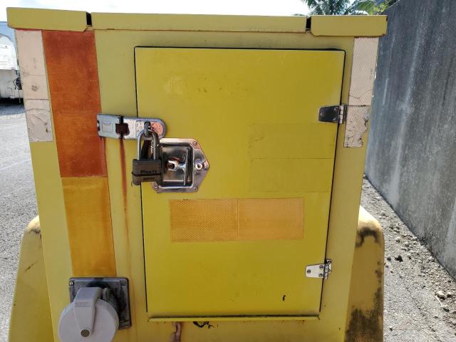  FENEX GENERATOR 1999 Желтый