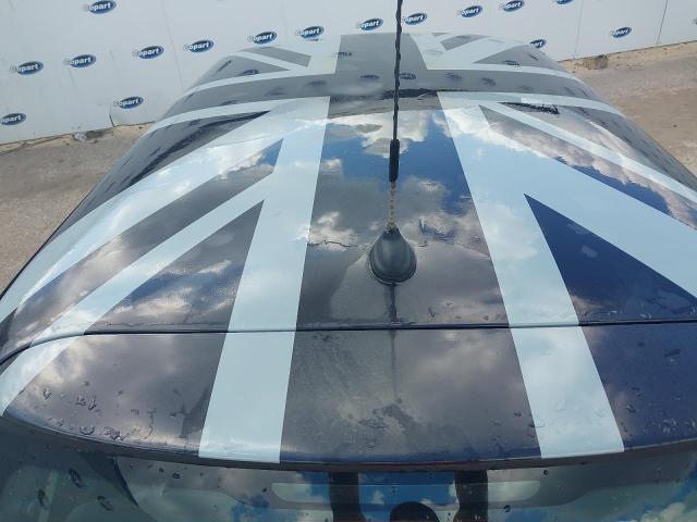 2010 MINI ONE GRAPHI