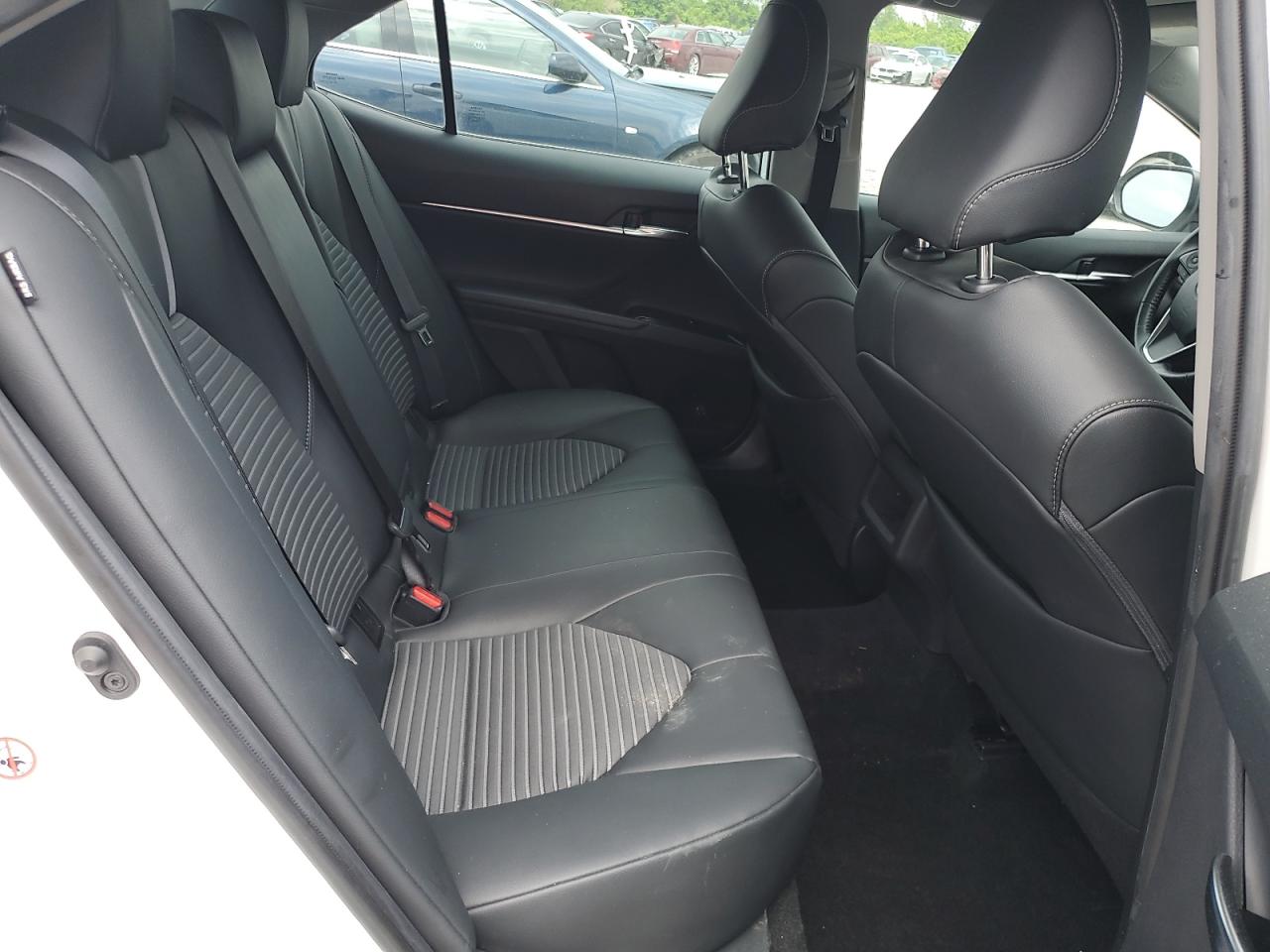 2019 Toyota Camry L VIN: 4T1B11HK9KU207740 Lot: 56944345
