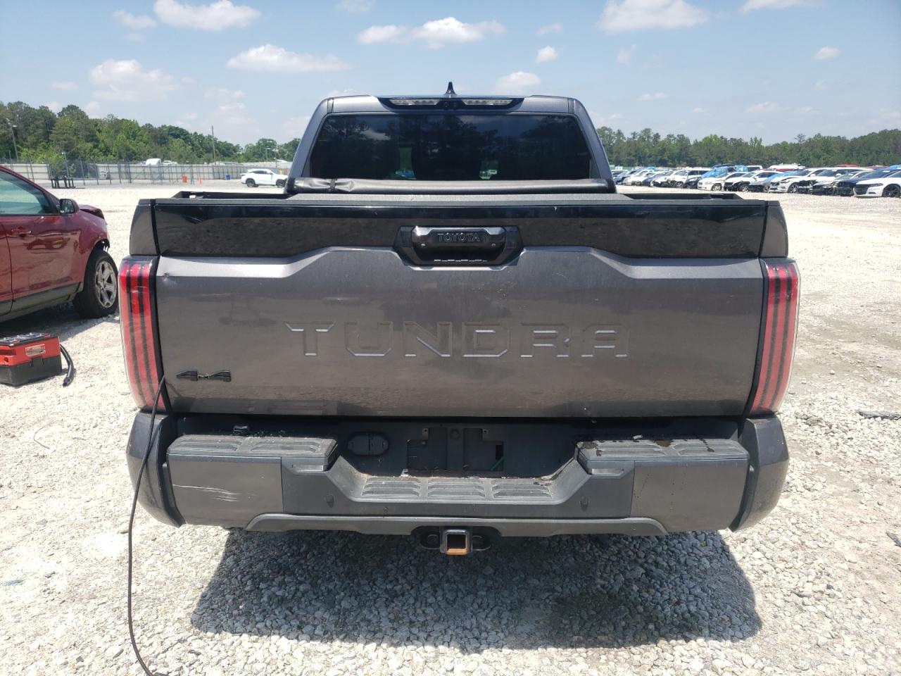 2022 Toyota Tundra Crewmax Platinum VIN: 5TFNC5DB2NX005270 Lot: 56390395