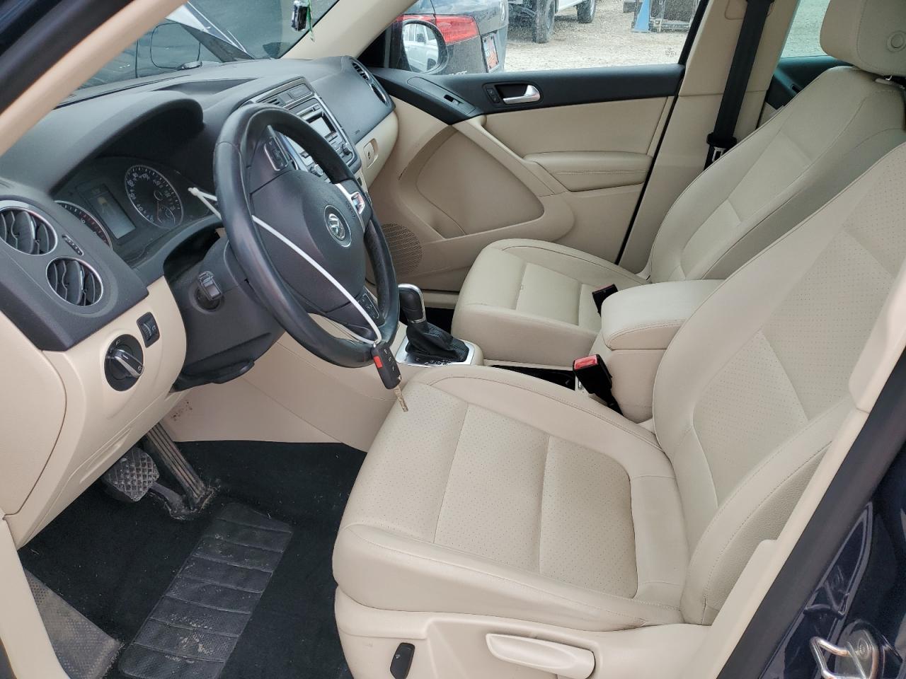 2014 Volkswagen Tiguan S VIN: WVGBV3AX1EW555823 Lot: 56798025