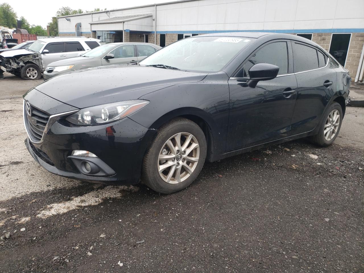 2015 Mazda 3 Touring იყიდება New Britain-ში, CT - Rear End