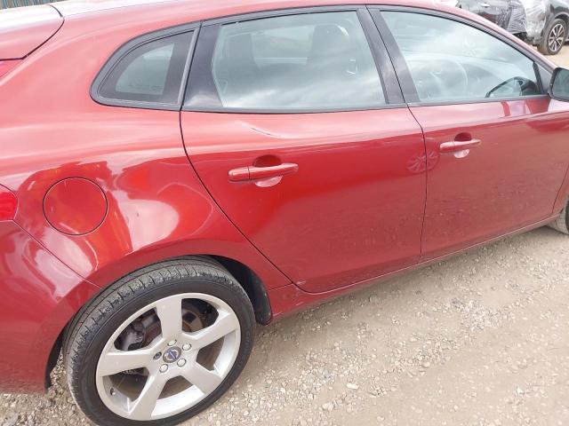 2015 VOLVO V40 ES NAV