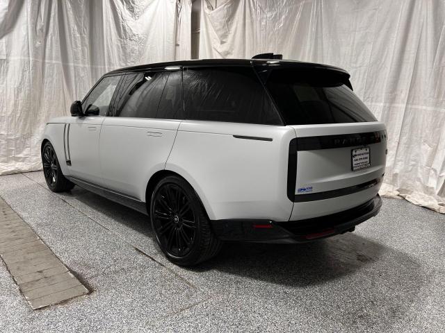  LAND ROVER RANGEROVER 2023 Silver