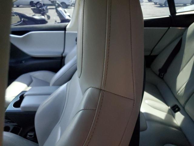 Hatchbacks TESLA MODEL S 2015 Granatowy