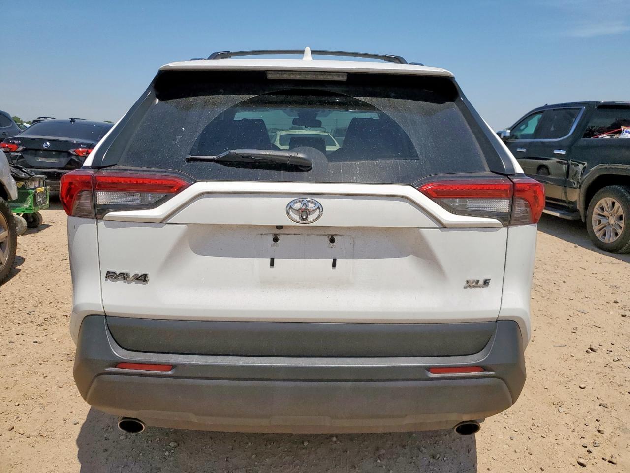 2019 Toyota Rav4 Xle Premium VIN: JTMC1RFV8KJ011164 Lot: 56767875