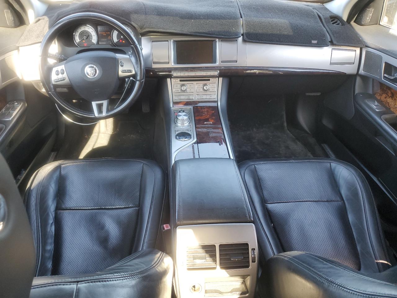 2010 Jaguar Xf Premium VIN: SAJWA0GB2ALR77852 Lot: 56589755