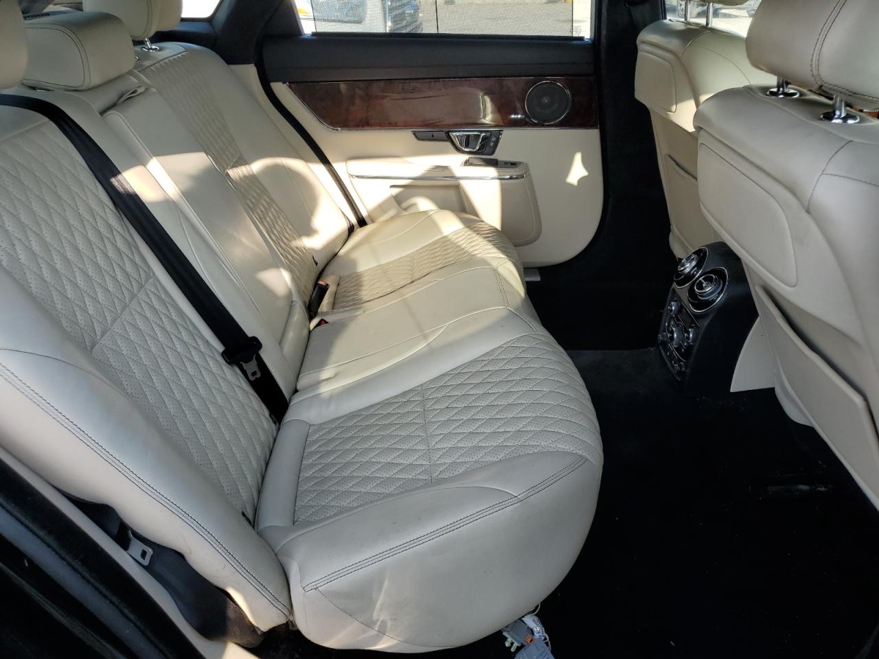2019 Jaguar Xjl Portfolio VIN: SAJWA2G75K8W19608 Lot: 58170725