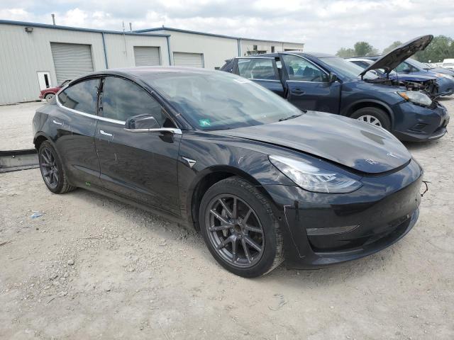  TESLA MODEL 3 2018 Черный
