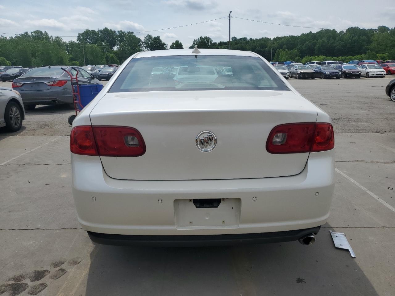 2011 Buick Lucerne Cxl VIN: 1G4HC5EM8BU100227 Lot: 56882555