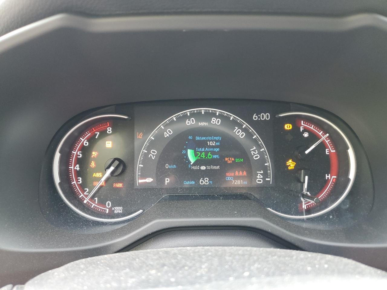2024 Toyota RAV 4 - Image 9