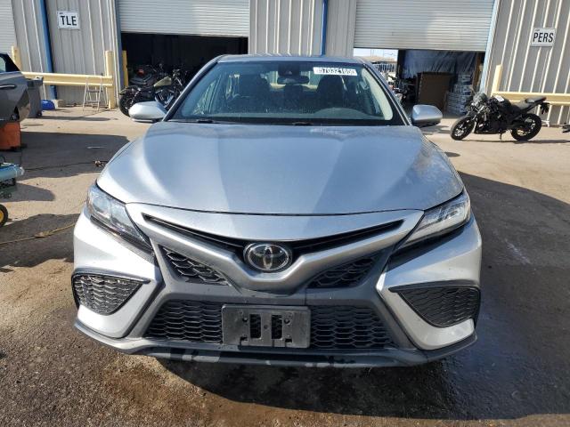  TOYOTA CAMRY 2024 Srebrny