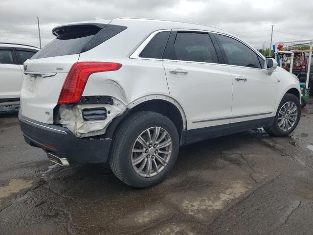  CADILLAC XT5 2017 Белы