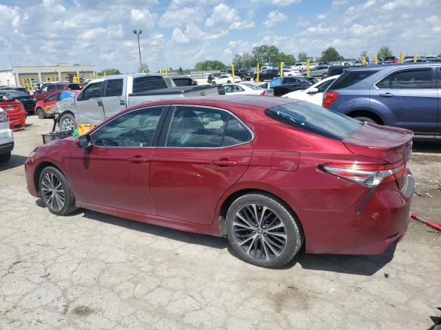  TOYOTA CAMRY 2018 Червоний