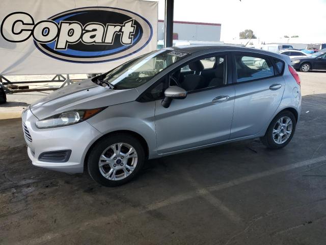  FORD FIESTA 2015 Srebrny
