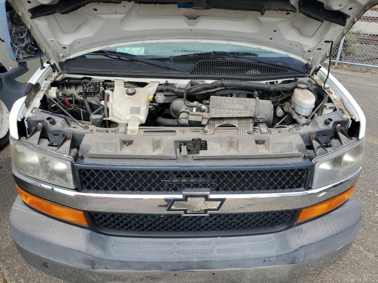 2010 Chevrolet Express Cutaway G4500 VIN: 1GB9G5AG3A1104493 Lot: 58694105