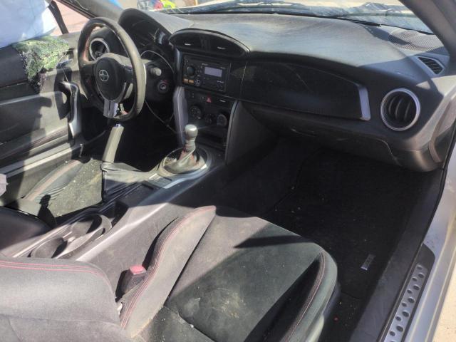  TOYOTA SCION 2013 Белый