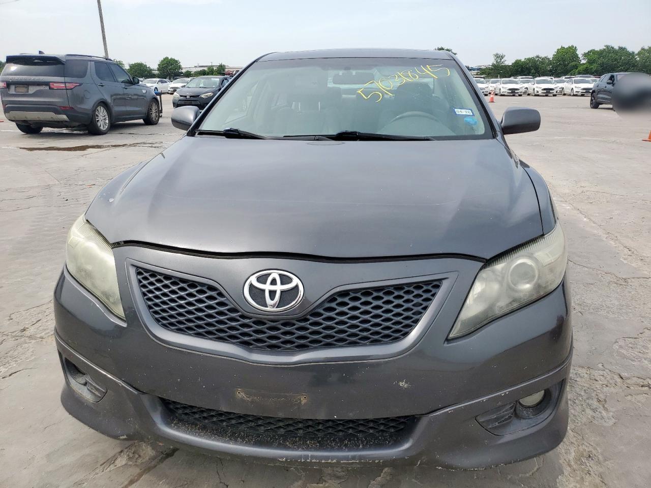 2011 Toyota Camry Base VIN: 4T1BF3EK5BU638433 Lot: 57031845