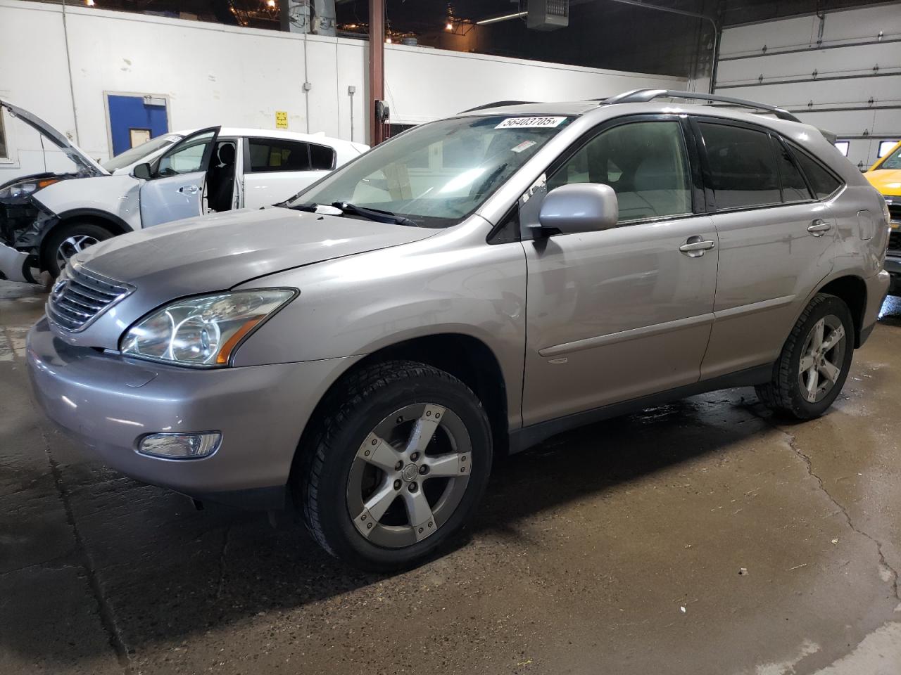 2005 Lexus Rx 330 for Sale in Blaine, MN - Minor Dent/Scratches