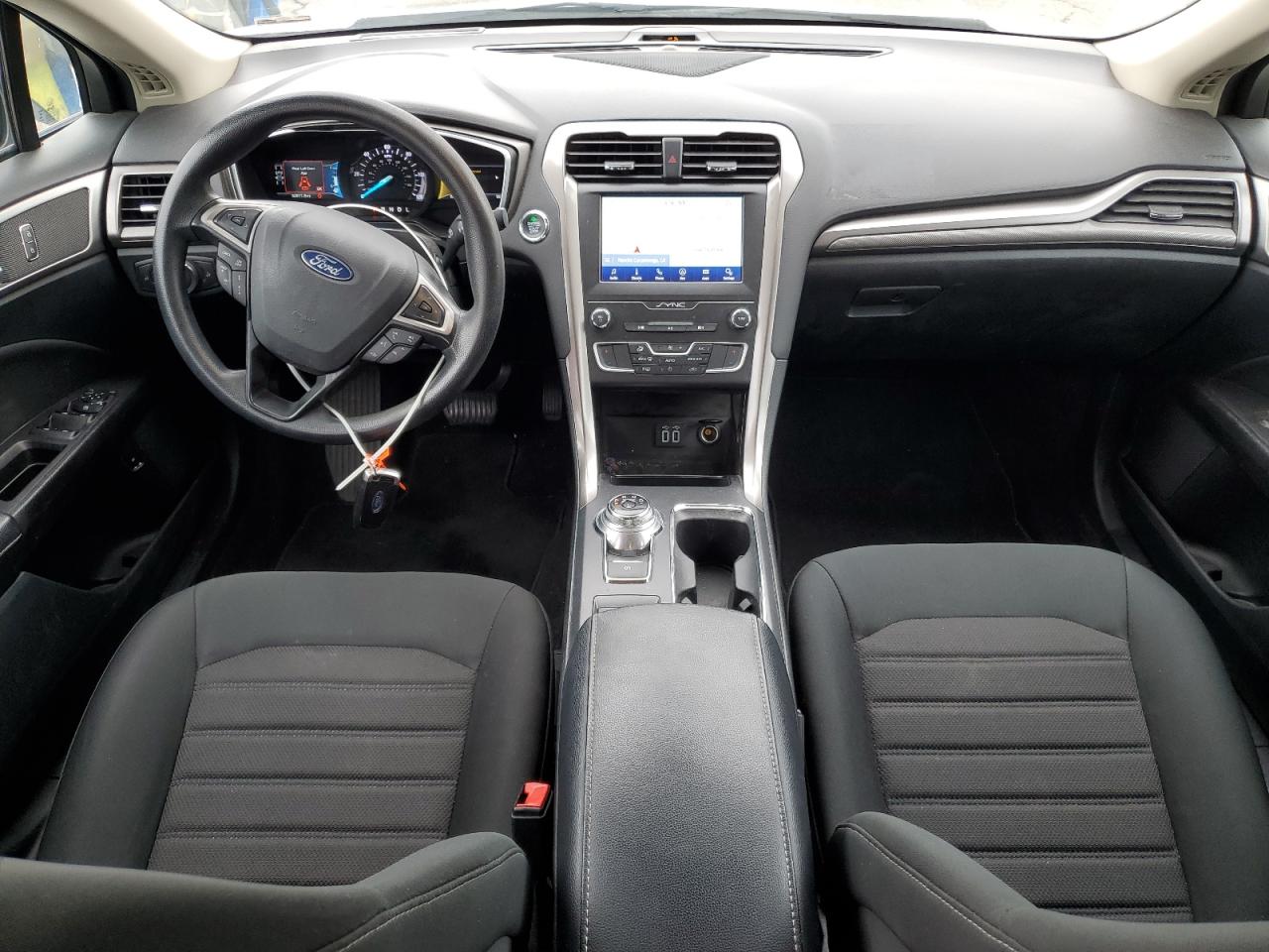 2019 Ford Fusion Se VIN: 3FA6P0LU3KR263970 Lot: 54042645