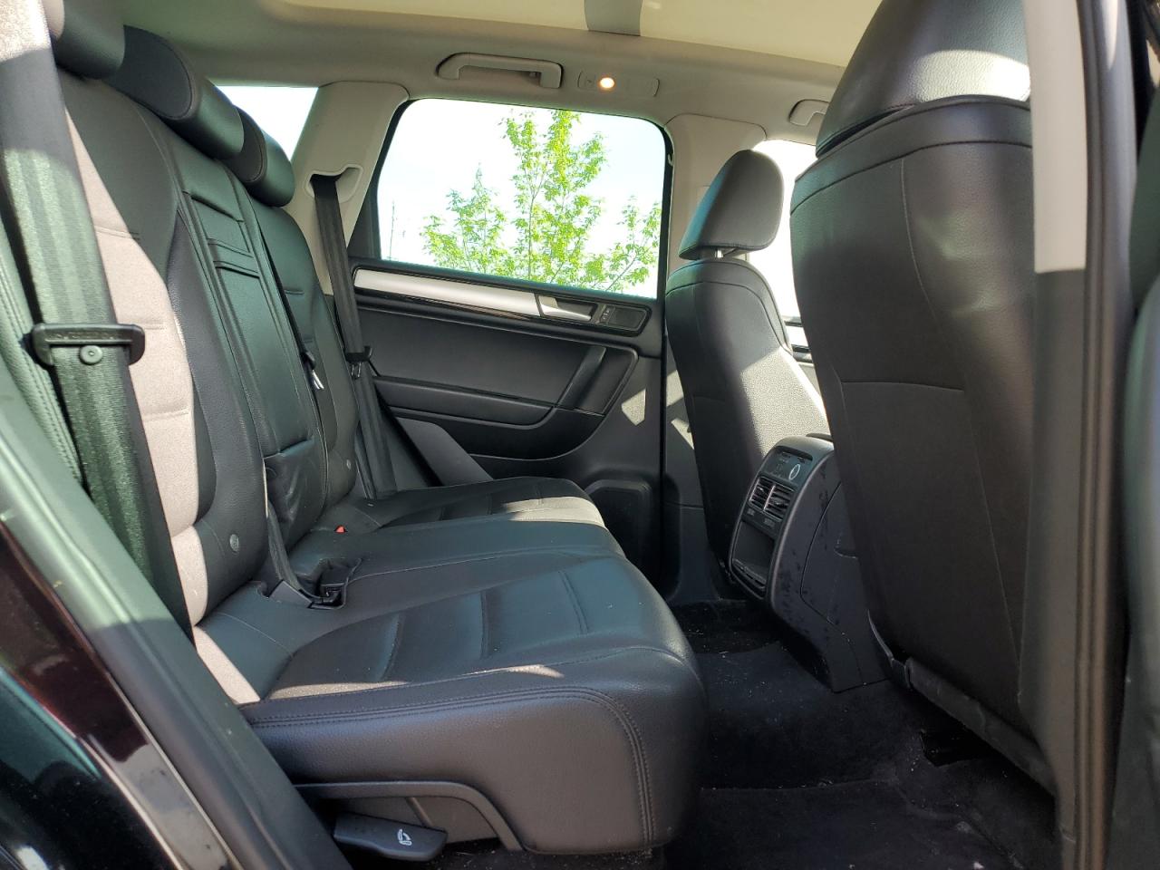 2012 Volkswagen Touareg V6 VIN: WVGEF9BP3CD011425 Lot: 53654315