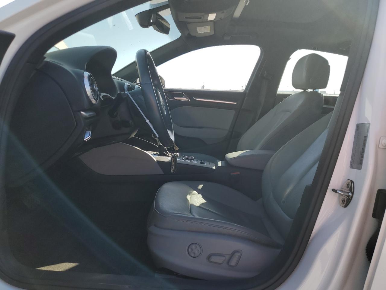 2019 Audi A3 Premium Plus VIN: WAUGUGFF9KA085969 Lot: 57298355