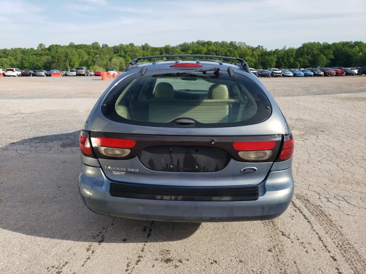 2001 Ford Taurus Se VIN: 1FAHP58S71G184725 Lot: 56401895