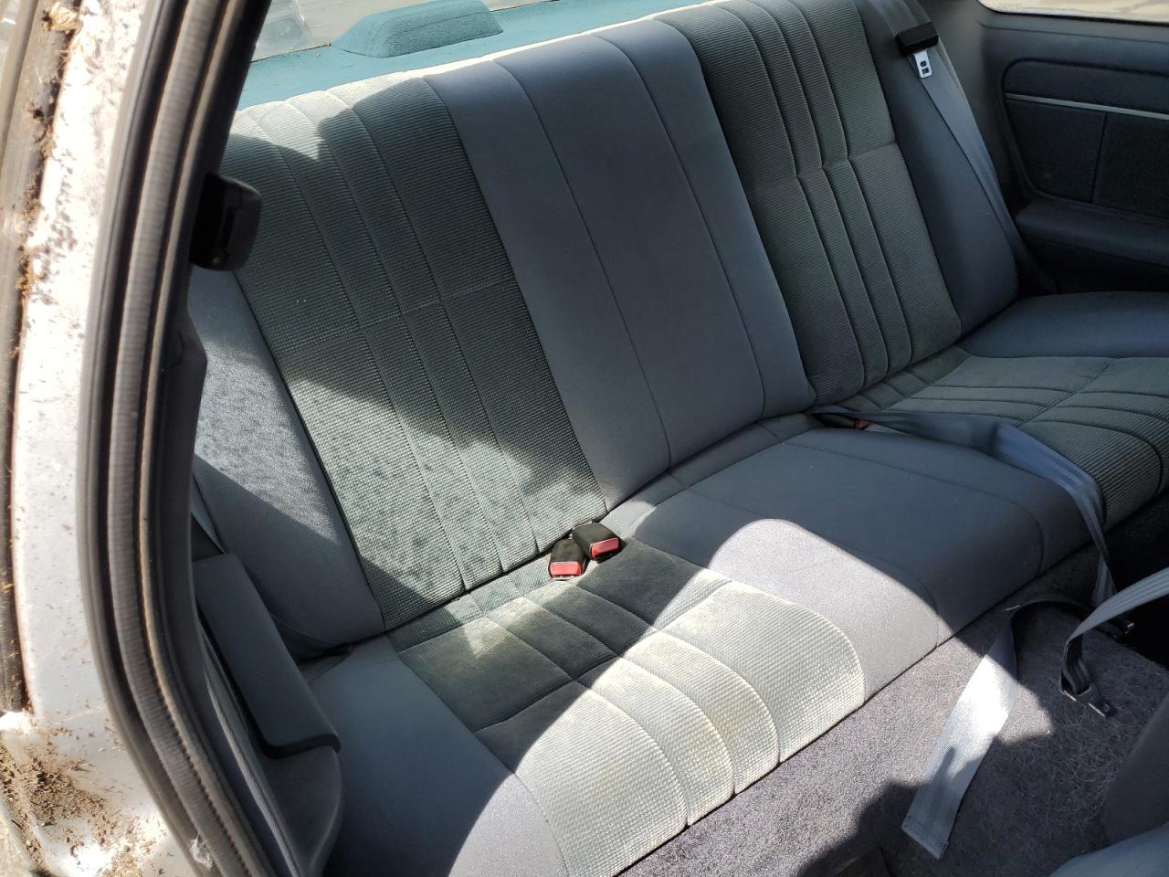 1990 Ford Thunderbird VIN: 1FAPP6040LH116438 Lot: 55843395