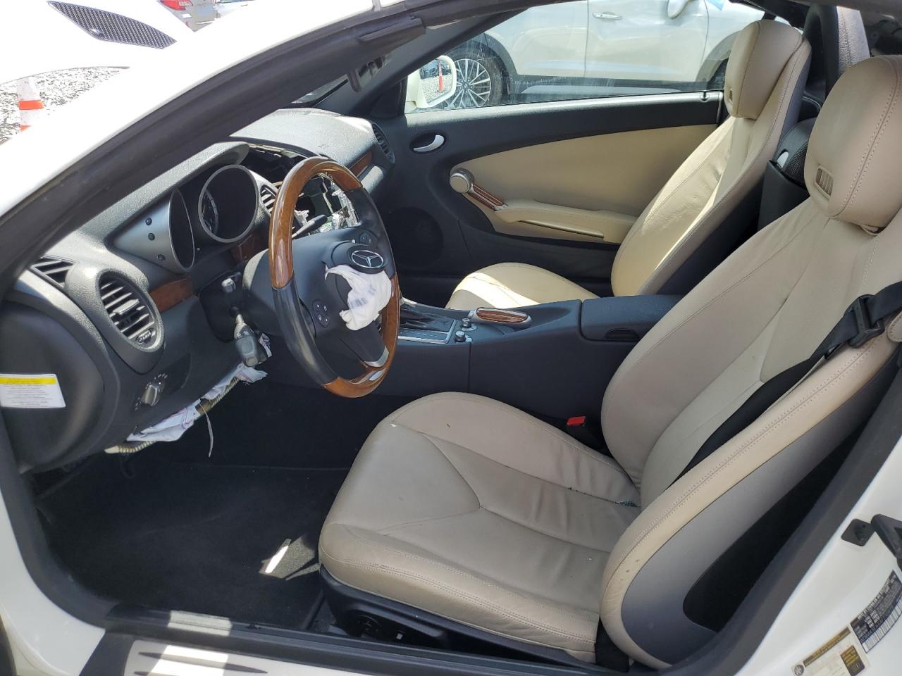 2010 Mercedes-Benz Slk 300 VIN: WDBWK5EA6AF230979 Lot: 55562665