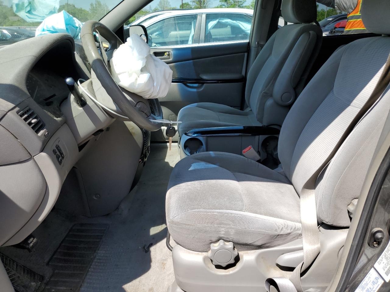 2004 Toyota Sienna Ce VIN: 5TDZA23C24S166089 Lot: 89522985