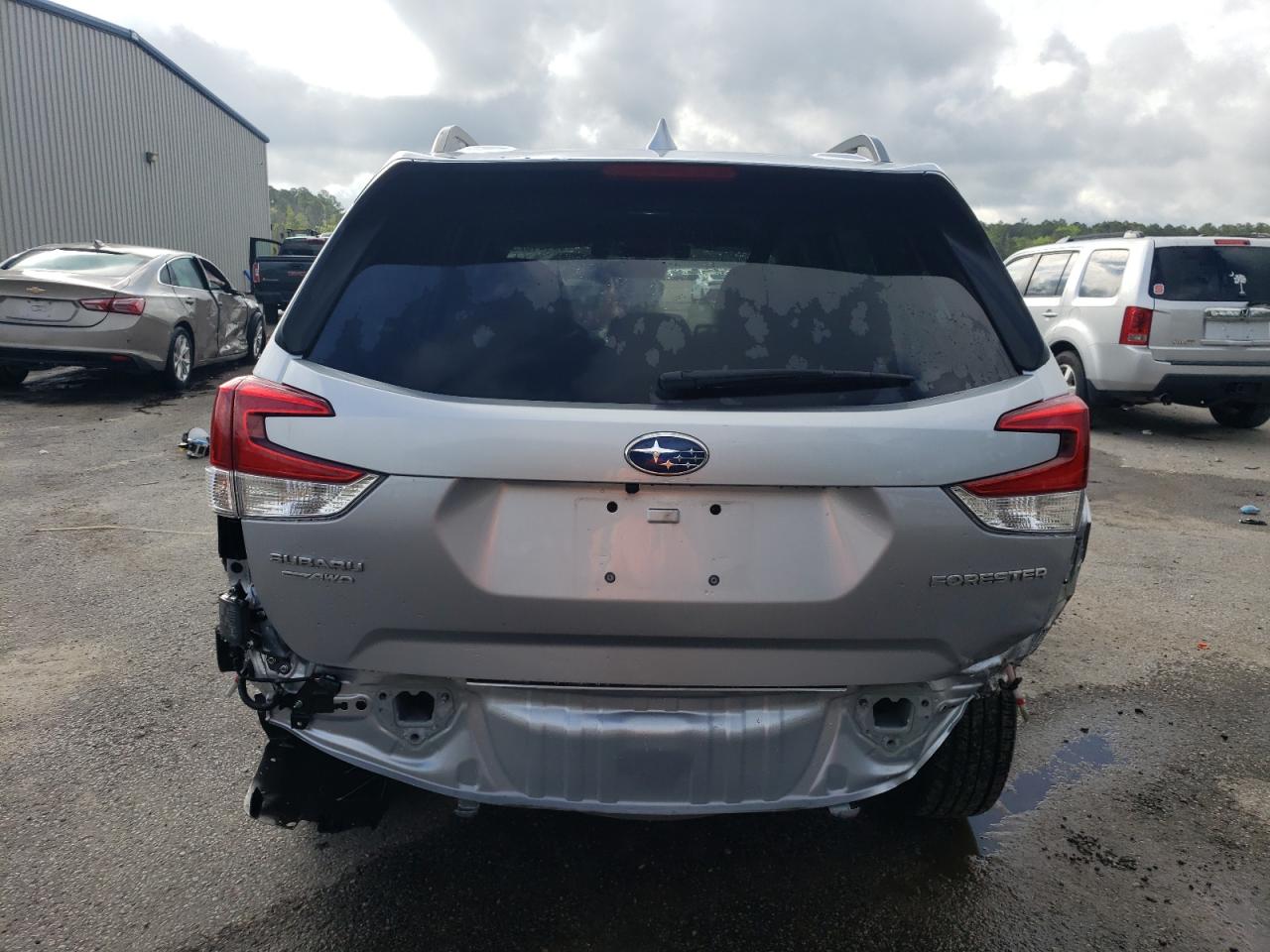 2019 Subaru Forester Limited VIN: JF2SKAUC7KH593617 Lot: 56491325