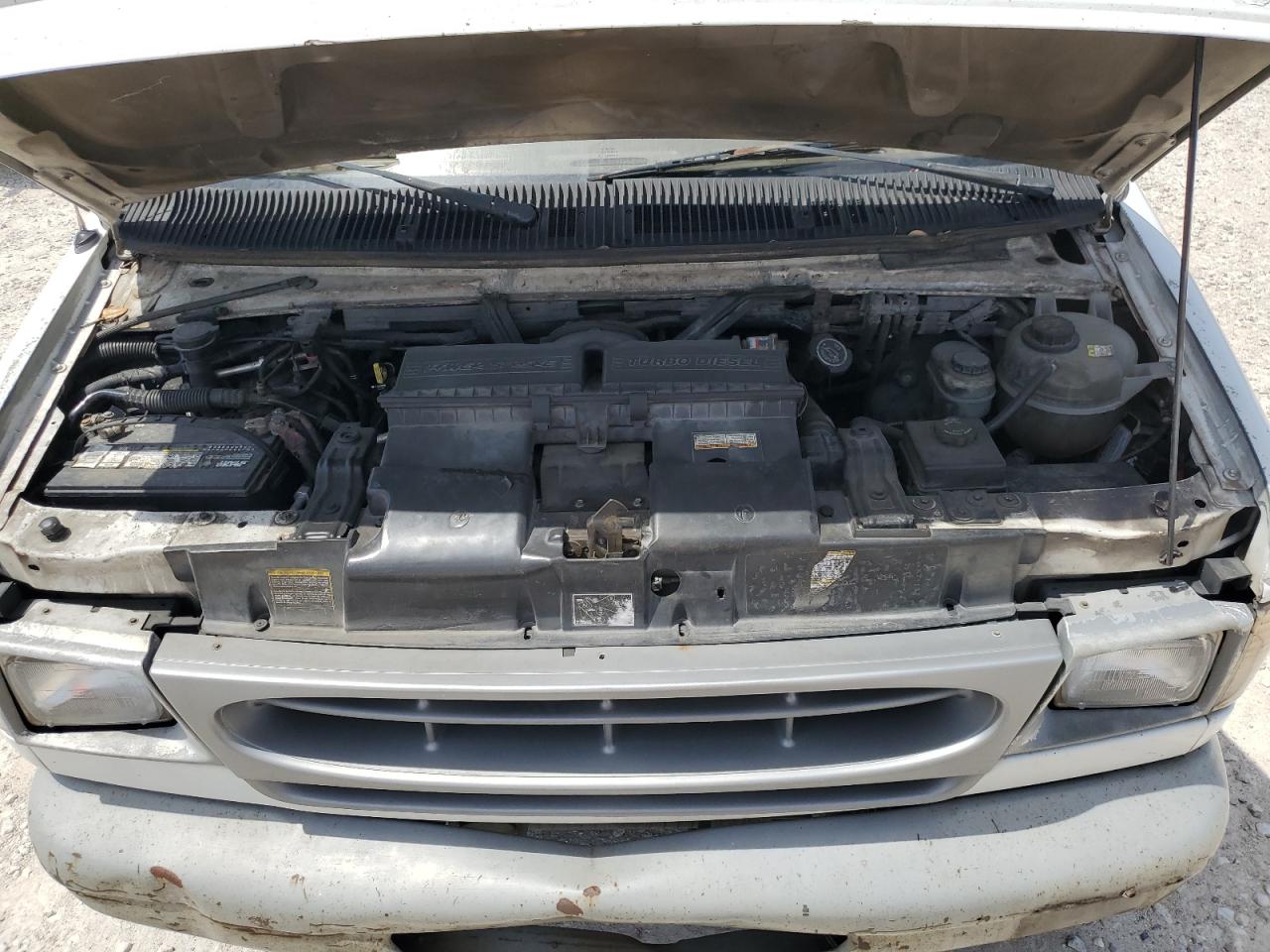 2000 Ford Econoline E350 Super Duty Van VIN: 1FTSE34F9YHA77831 Lot: 56850225