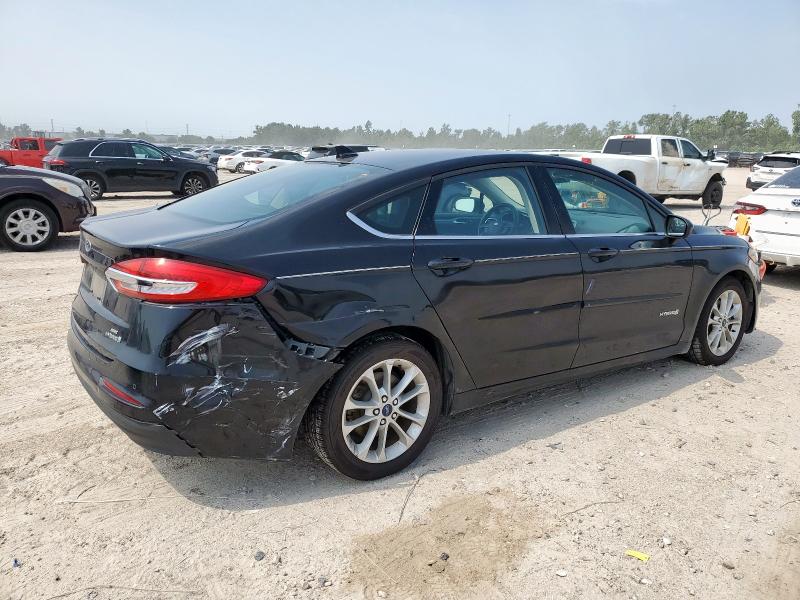  FORD FUSION 2019 Czarny