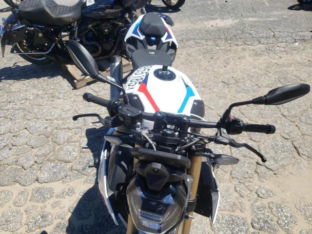  BMW S 2023 Два тона