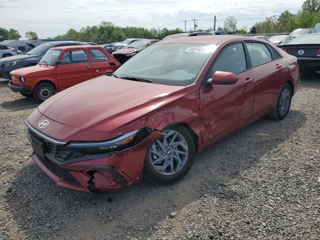  HYUNDAI ELANTRA 2024 Красный