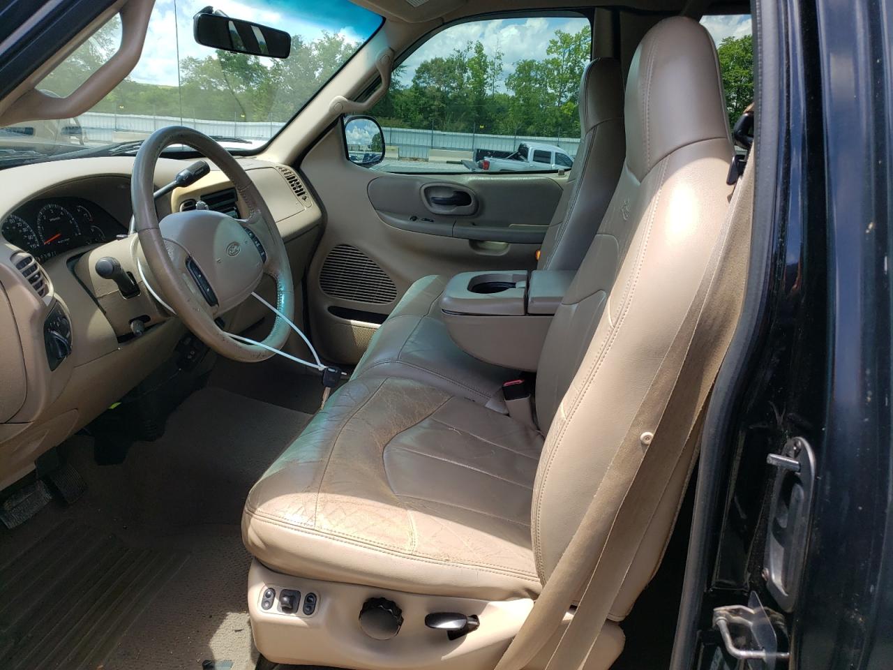 2000 Ford F150 VIN: 1FTRX18L7YNB44005 Lot: 56535195