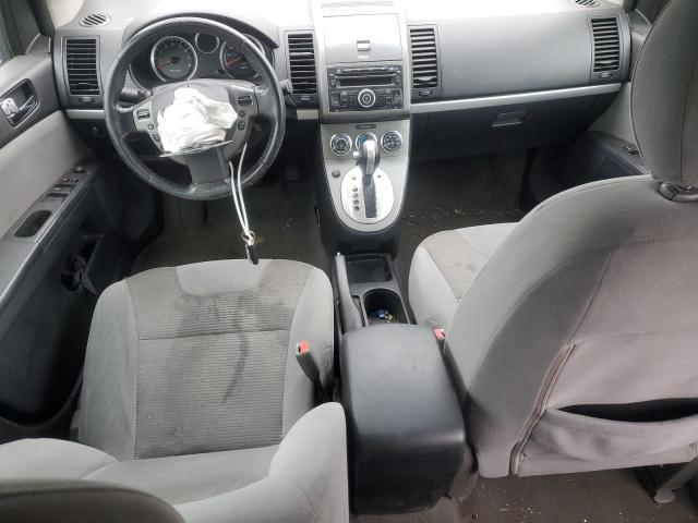 Sedans NISSAN SENTRA 2012 Srebrny