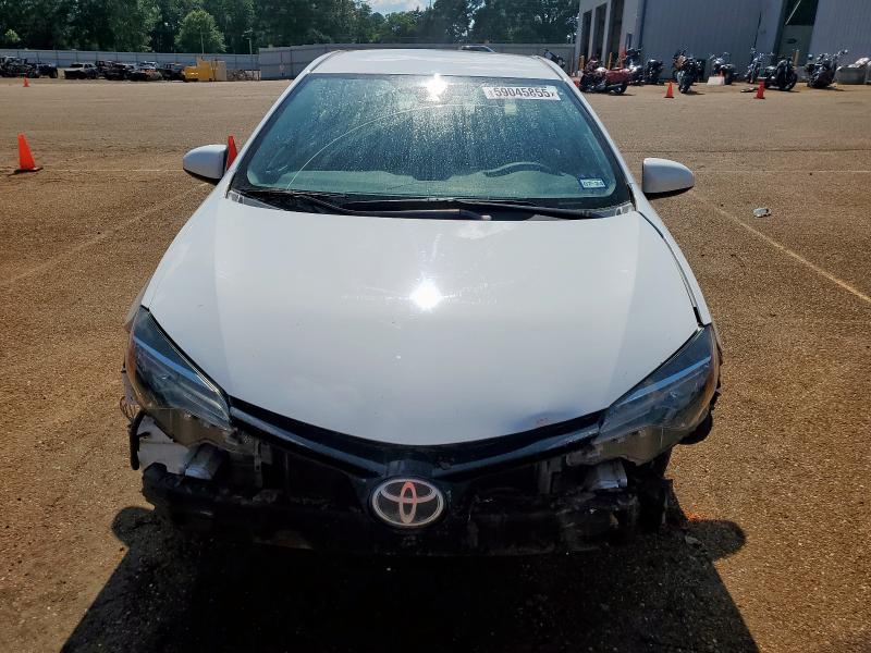  TOYOTA COROLLA 2018 Белы