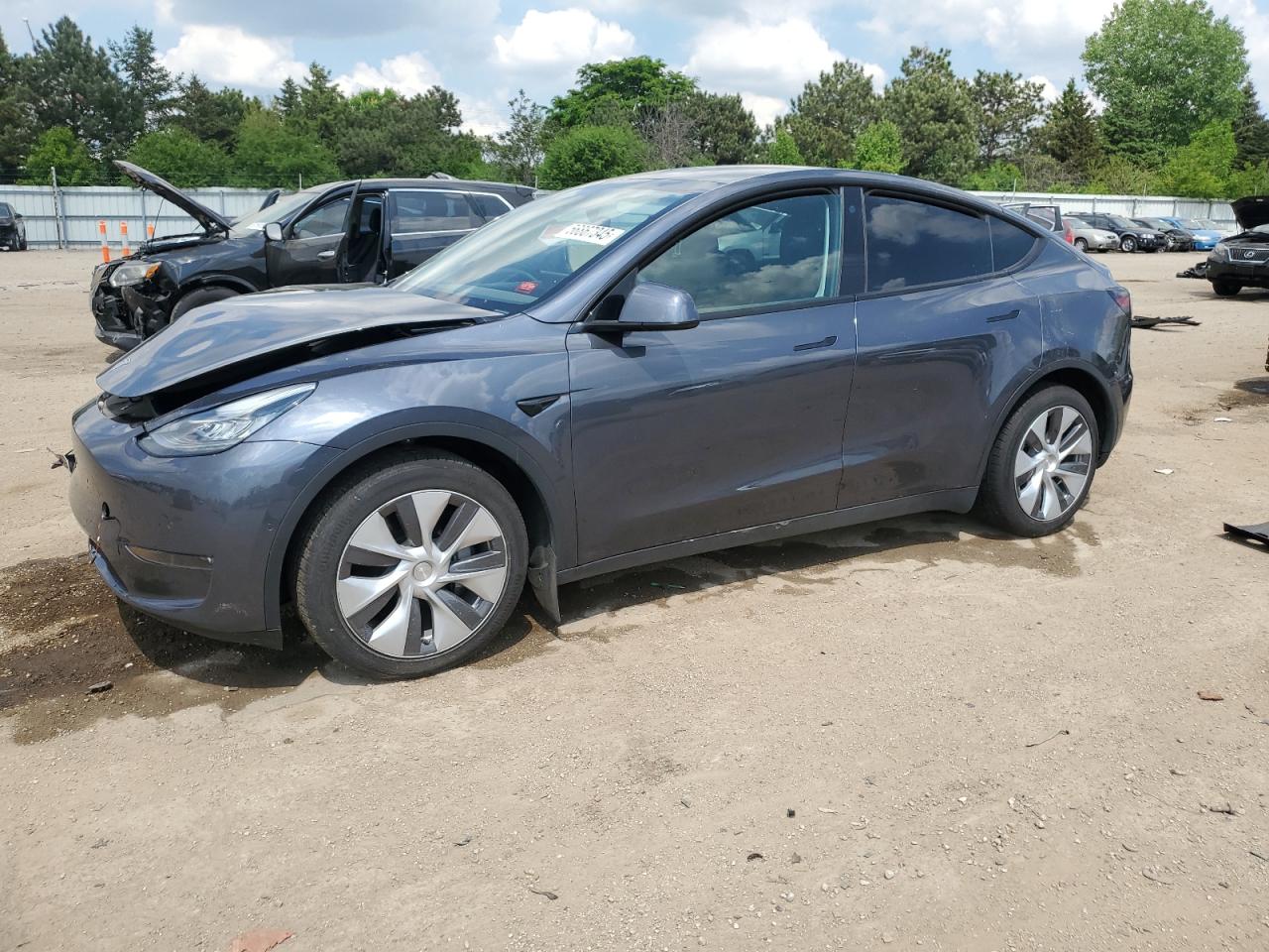 2022 Tesla Model Y for Sale in Elgin, IL - Front End