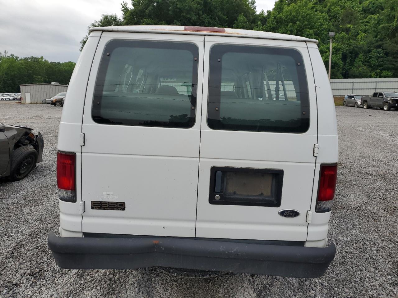 2003 Ford Econoline E350 Super Duty Wagon VIN: 1FBSS31L43HA26608 Lot: 56945885