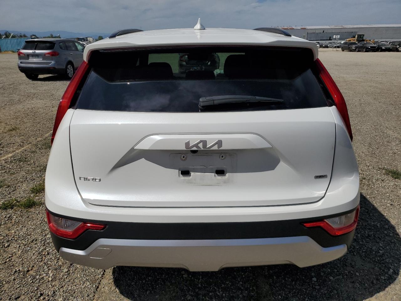 2024 Kia Niro Lx VIN: KNDCP3LE6R5184233 Lot: 56647075