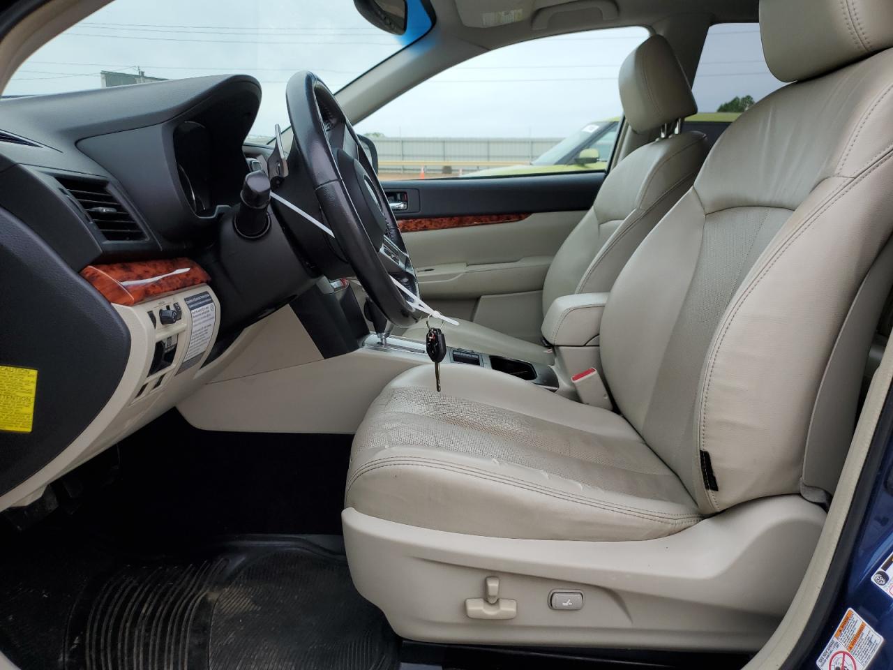 2011 Subaru Outback 2.5I Limited VIN: 4S4BRBKC9B3359880 Lot: 57288675